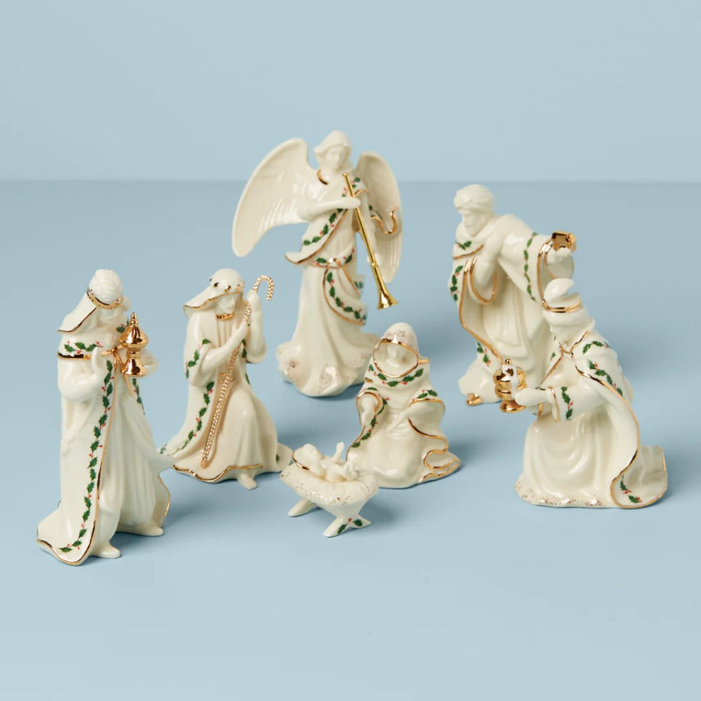 Mini nativity set retailer